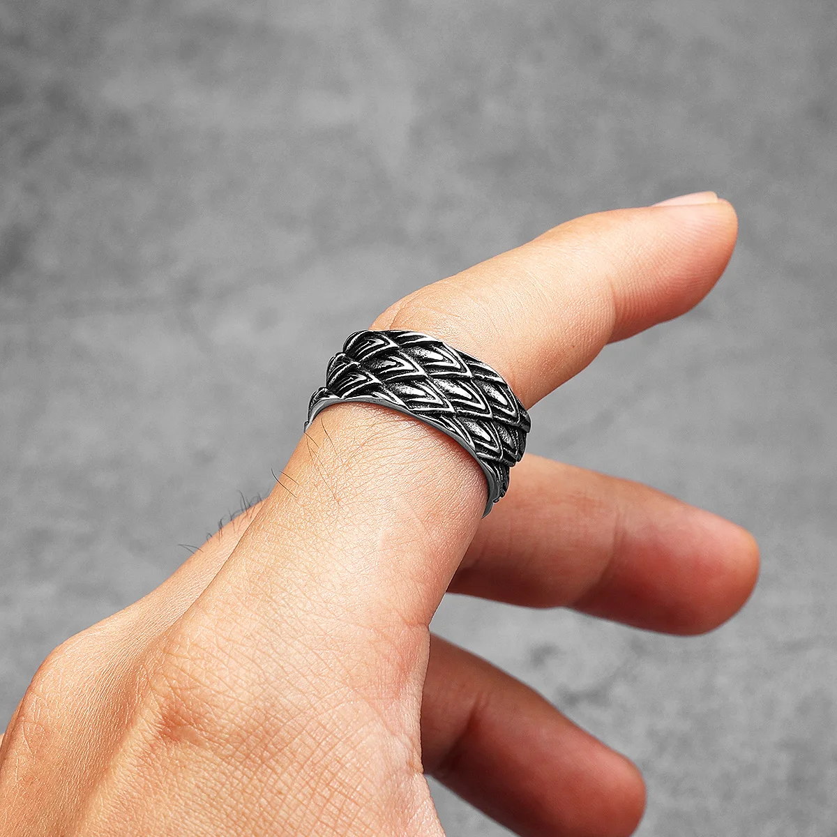 Unique Eagle Feather Men Rings - Vintage Fashion Newtown ulasan dan harga