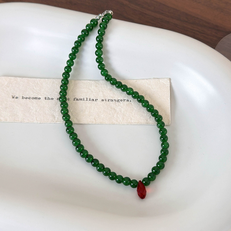 Vintage Green Beaded Necklace  - Vintage Fashion Looks ulasan dan harga