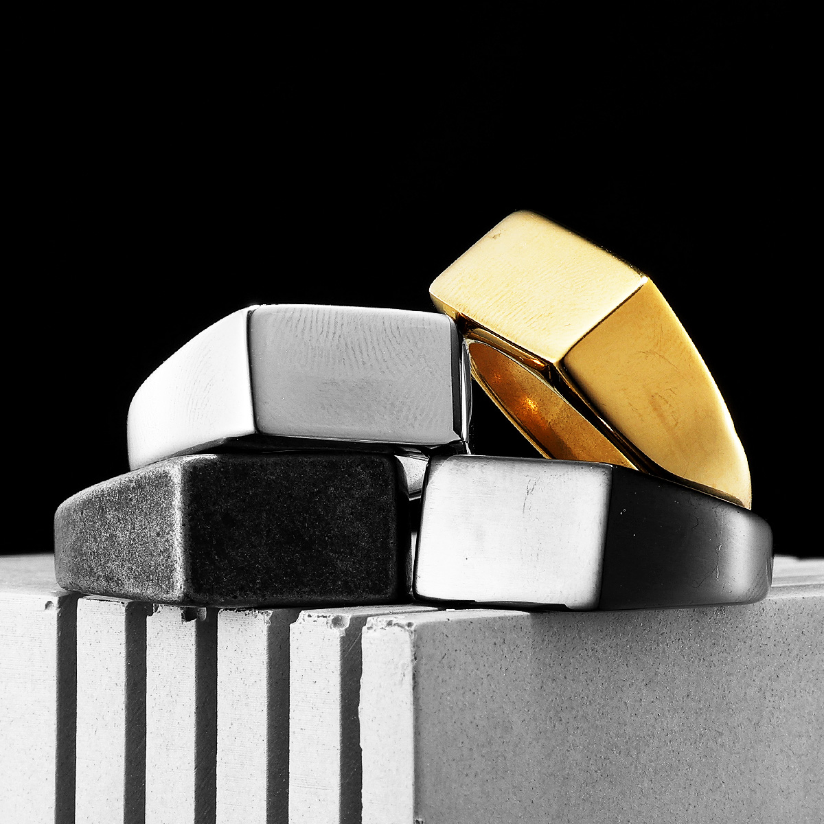 Minimalist Rectangle Engrave M - Vintage Fashion Newtown ulasan dan harga