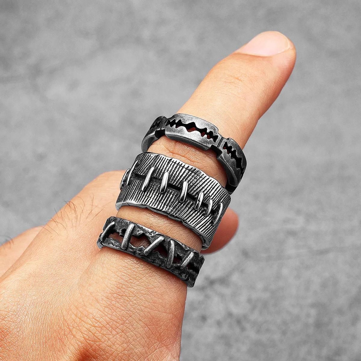 Retro Razor Blade Men Rings St - Vintage Fashion Newtown ulasan dan harga