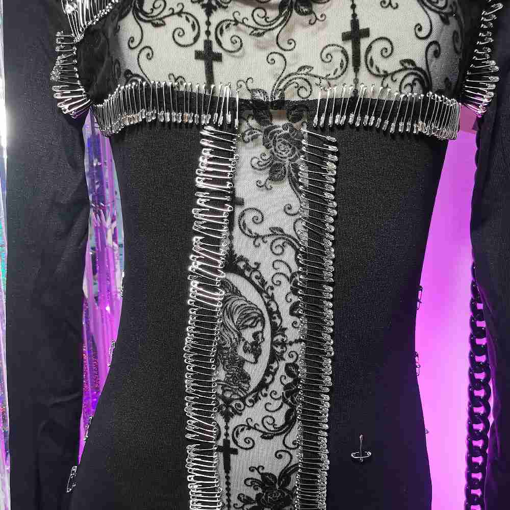 Emo Gothic T-Shirt 90s Vintage - Vintage Fashion Revival ulasan dan harga